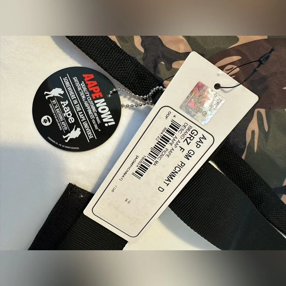 NEW Aape By *A Bathing Ape Picnic Mat - Picture 3 of 8